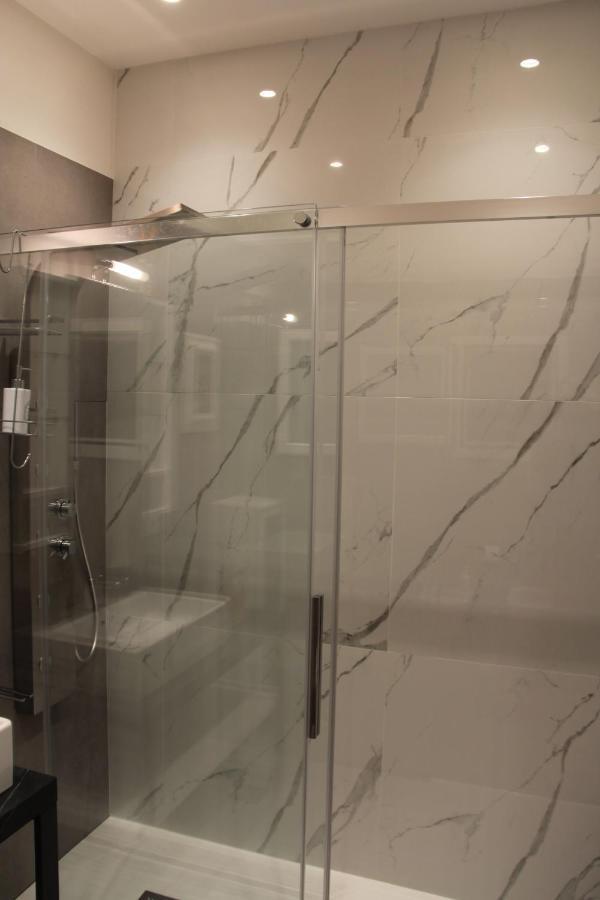 Apartamento Abate Luxury Interno 3 Bari Exterior foto