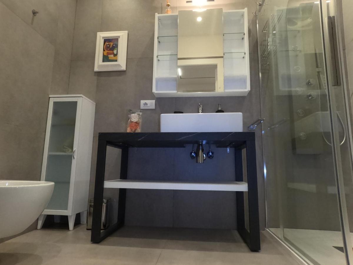 Apartamento Abate Luxury Interno 3 Bari Exterior foto
